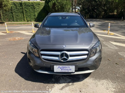 Mercedes-Benz GLA 200 STYLE 2015/2016